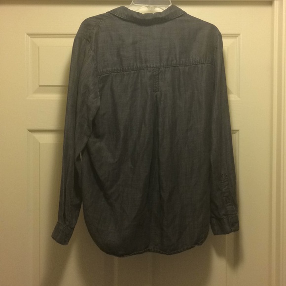 Pretty cloth & stone silver-grey shirt! - Picture 2 of 3